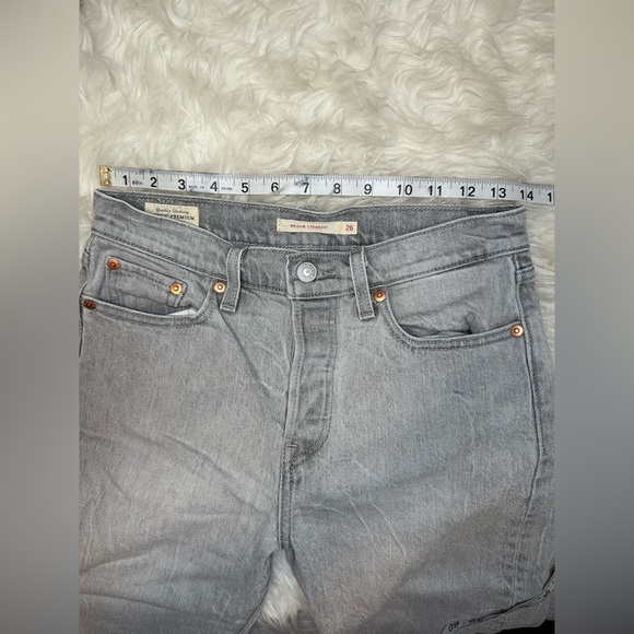 NWOT—Levi’s Wedgie Straight Jeans - Picture 9 of 10